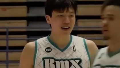 极速电竞比赛-混音主帅：杨瀚森是我们攻防两端的支柱，他的英语进步非常多