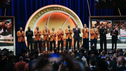 奈史密斯名人堂，安东尼能进三次